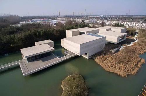 改进的检测算法：用于高分辨率光学遥感图像目标检测